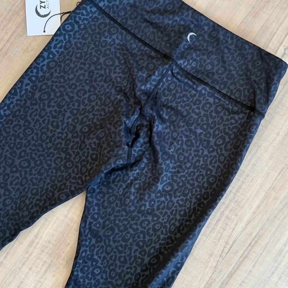 New-ZYIA Active Light Tight black leopard high rise leggings pants-12